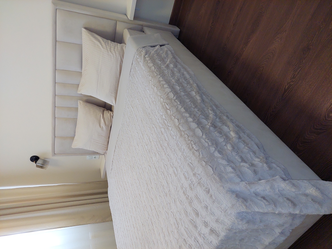 Уютные детали интерьера отеля при центре «Gloria»